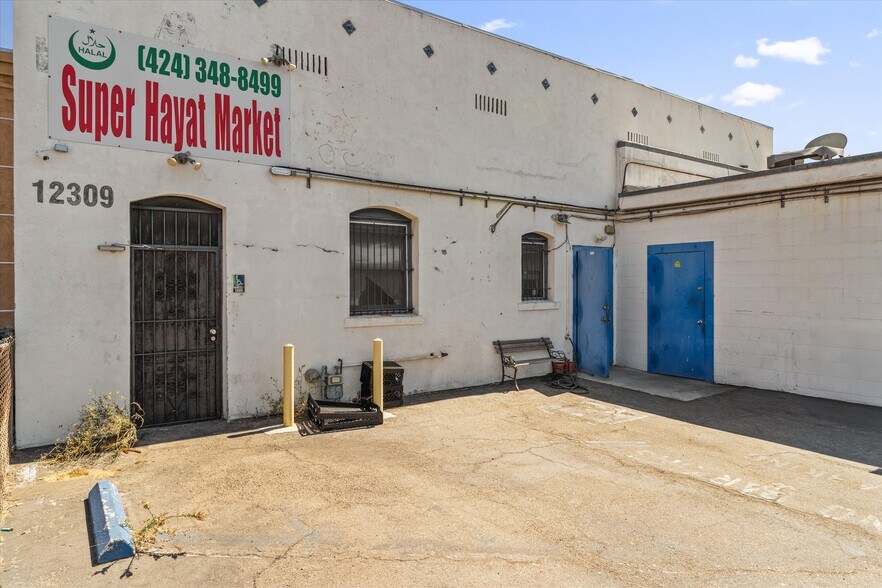 More Photos Of 12309-12311 Hawthorne Blvd, Hawthorne Storefront For Sale