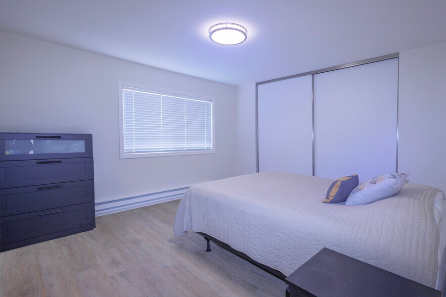 More Photos Of 432 Richmond Dr, Millbrae Apartments For Sale