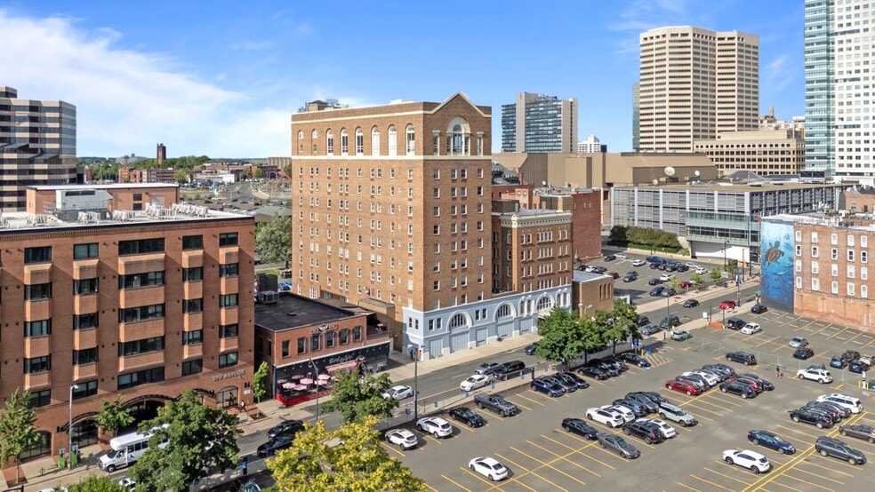 More Photos Of 338 Asylum St, Hartford Apartments For Lease