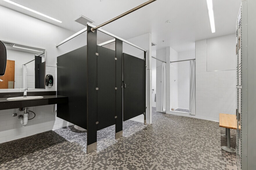 More Photos Of 1403-1405 W 2200 S, Salt Lake City Office For Lease