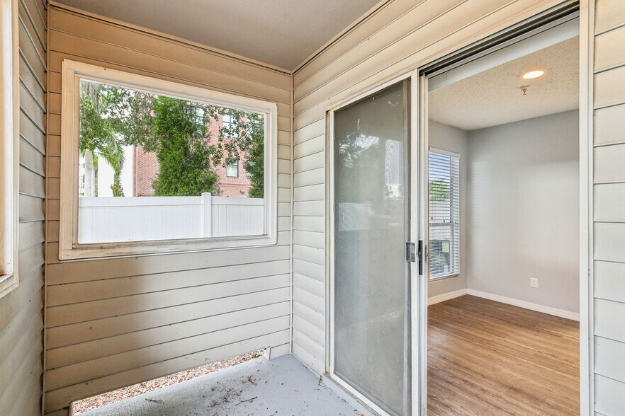 More Photos Of 4610 N Armenia Ave, Tampa Apartments For Sale