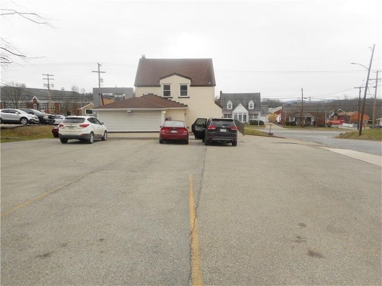 2865 Leechburg Rd, Lower Burrell, PA 15068 Office Residential For