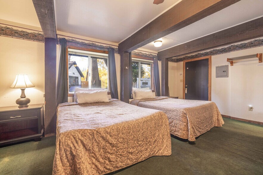 More Photos Of 39921 Big Bear Blvd, Big Bear Lake Hotel For Sale