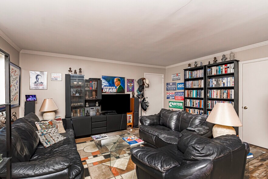 More Photos Of 901 Saint Rose Ave, Baton Rouge Apartments For Sale