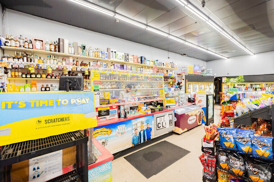 More Photos Of 3072-3084 W Pico Blvd, Los Angeles Storefront For Sale