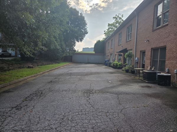 More Photos Of 184 Ben Burton Cir, Bogart Office For Sale