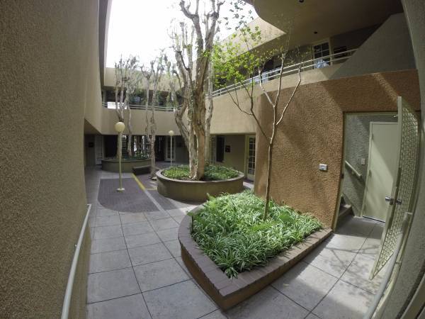 More Photos Of 20941-20945 Devonshire St, Chatsworth Medical For Lease