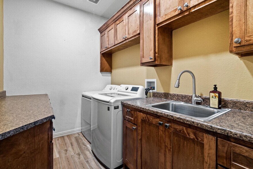 More Photos Of 11246 County Road 418, Grandview Land For Sale