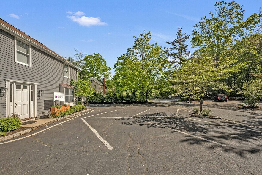 More Photos Of 4 Whitney Street Ext, Westport Office Residential For Sale
