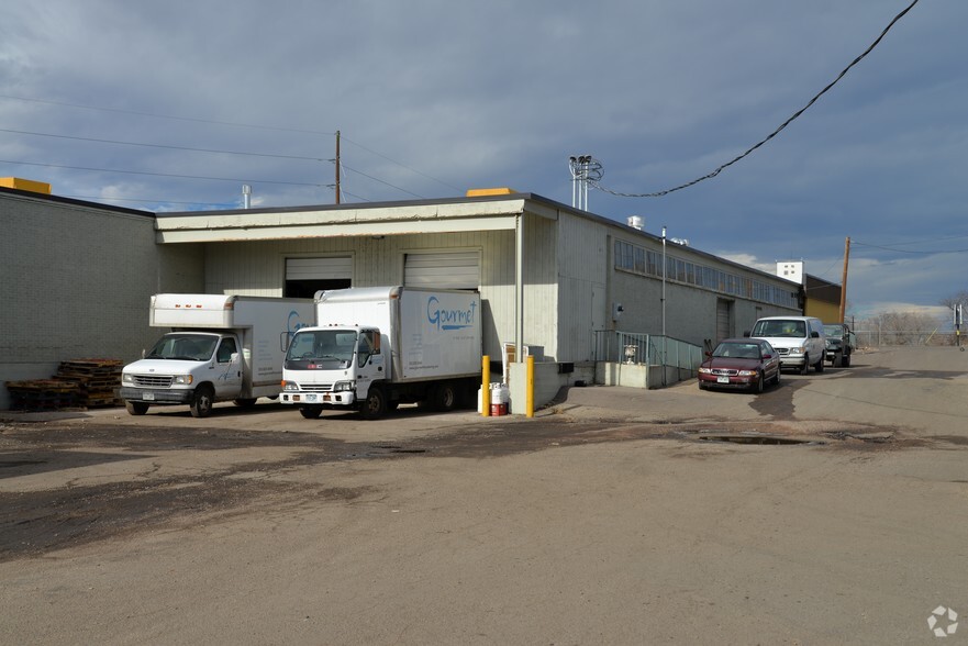More Photos Of 3600 E 40th Ave, Denver Warehouse For Lease