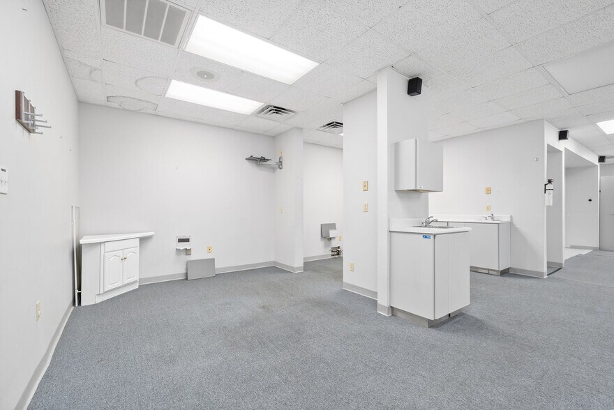 More Photos Of 311 W 9th St, Hopkinsville Medical For Lease