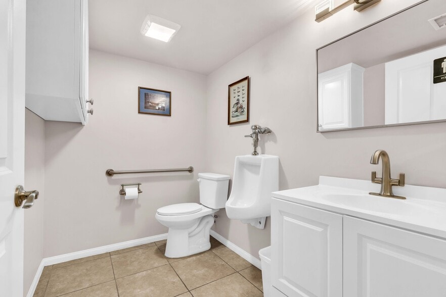 More Photos Of 1316-1320 Coolidge Ave, National City Light Distribution For Sale