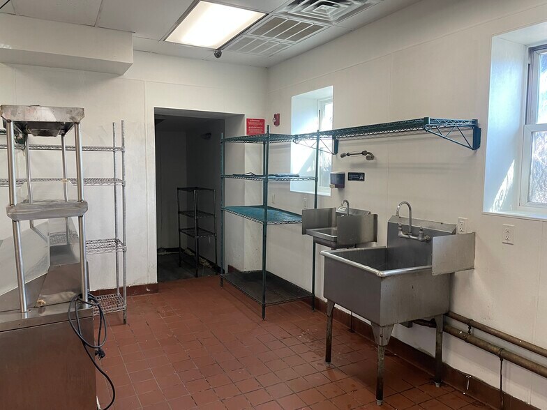 More Photos Of 423 W Girard Ave, Philadelphia Apartments For Sale