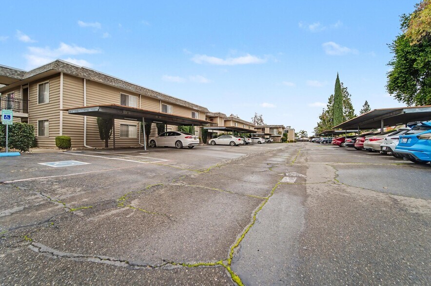 More Photos Of 1574 - 1576 Heather Dr, Yuba City Apartments For Sale