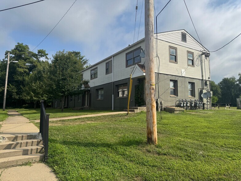 More Photos Of 60 Project Rd, Aliquippa Apartments For Sale