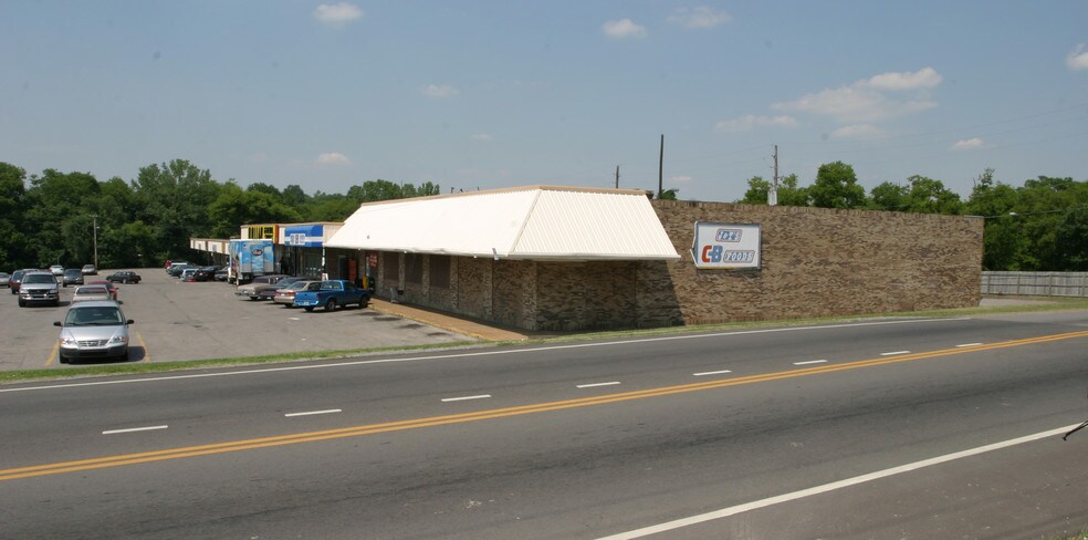 More Photos Of 3061 Brick Church Pike, Nashville Unknown For Lease