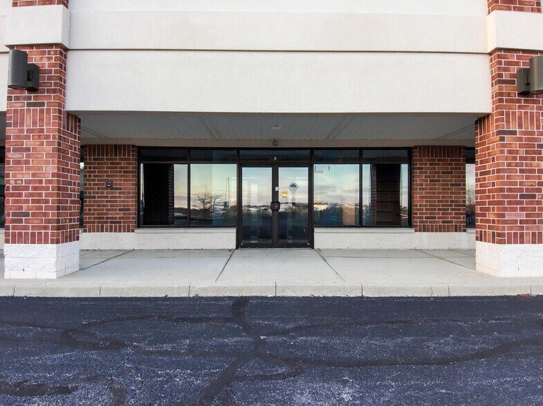 More Photos Of 7430-7450 Timberstone Dr, Findlay Unknown For Lease