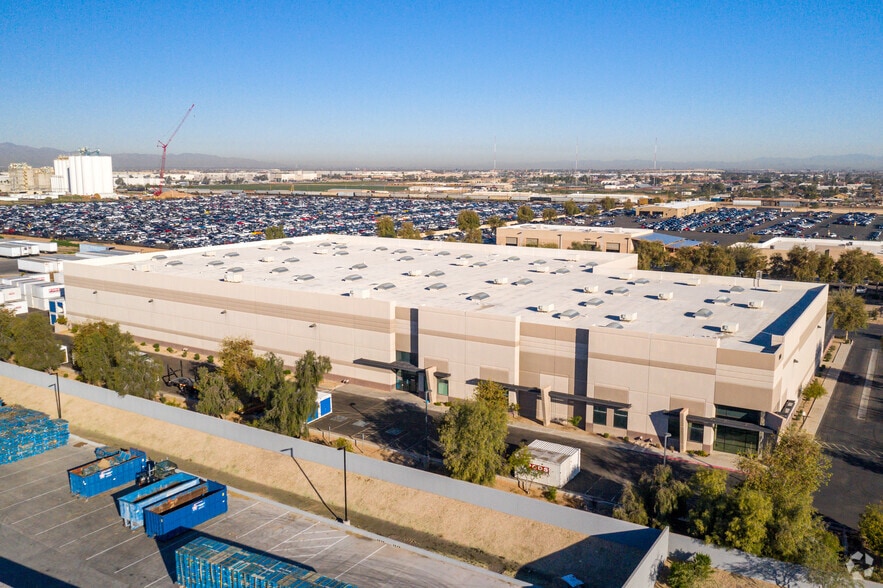 More Photos Of 700 S 94th Ave, Tolleson Distribution For Sale