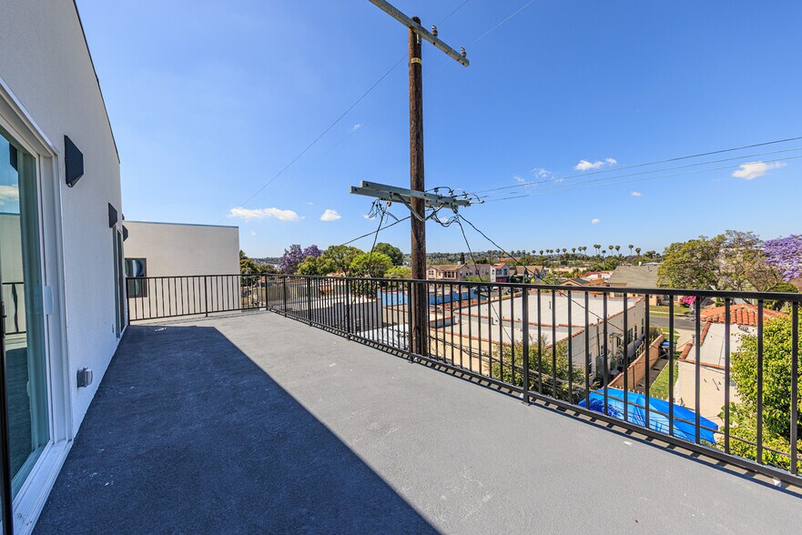More Photos Of 2847 S Victoria Ave, Los Angeles Multifamily For Sale