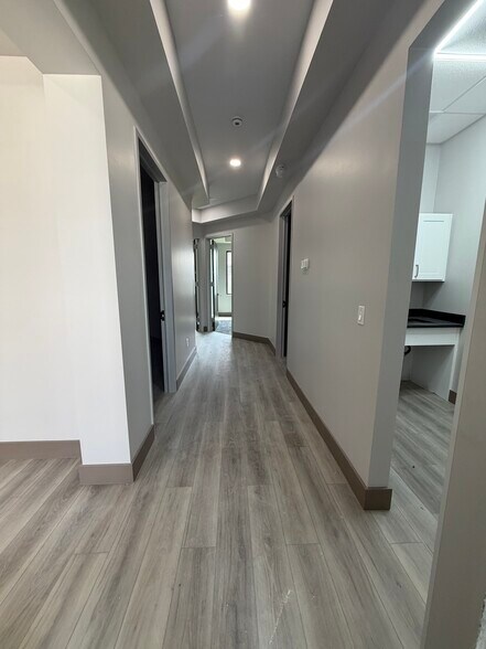 More Photos Of 1849 Forest Park Ln, Pearland Medical For Sale