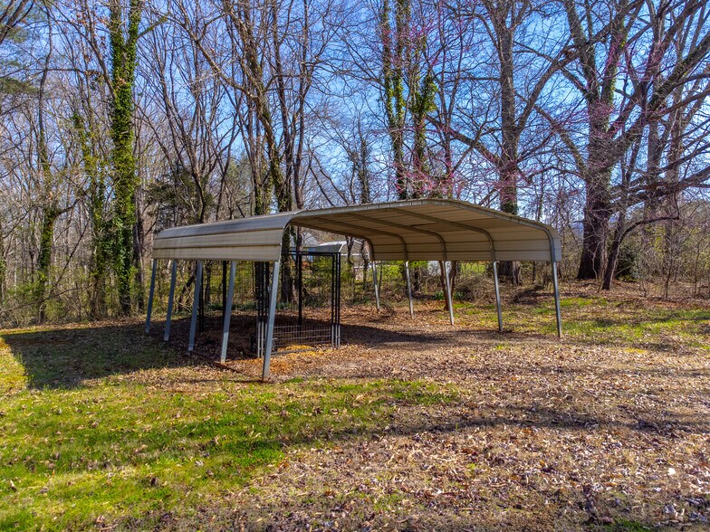 More Photos Of 156 White Oak St, Franklin Medical For Sale