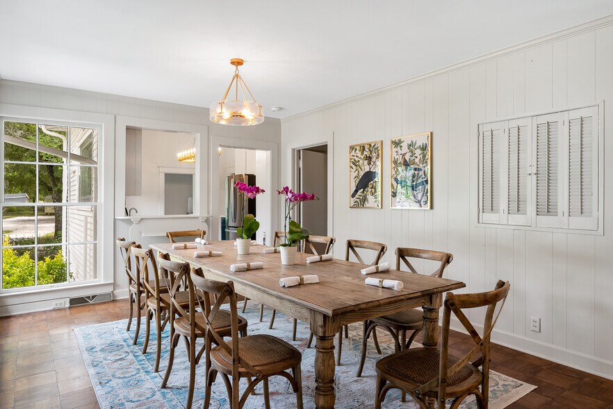 More Photos Of 207 Westminster Hwy, Westminster Specialty For Sale