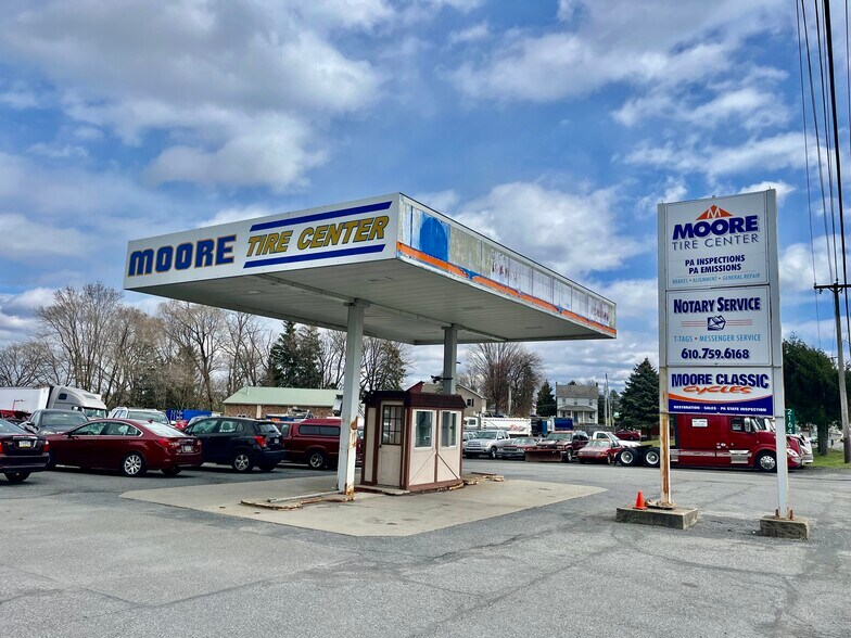 More Photos Of 2164 Community Dr, Bath Auto Repair For Sale