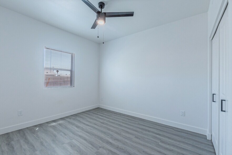 More Photos Of 1435 East Taylor St, Phoenix Apartments For Sale