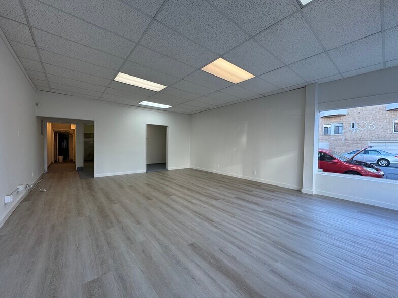 More Photos Of 1551-1555 Clement St, San Francisco Storefront Retail Residential For Lease