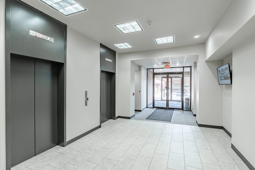 More Photos Of 10810 E 45th St, Tulsa Unknown For Lease