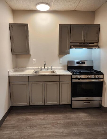 More Photos Of 19 Wood St, Lewiston Apartments For Sale