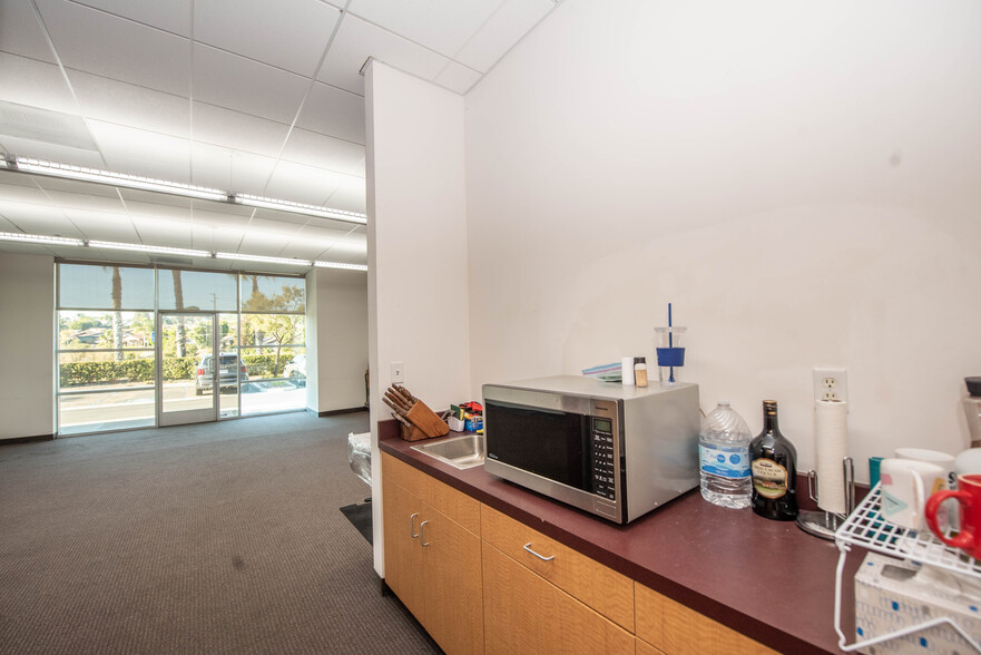 More Photos Of 1678-1692 Ord Way, Oceanside Warehouse For Lease