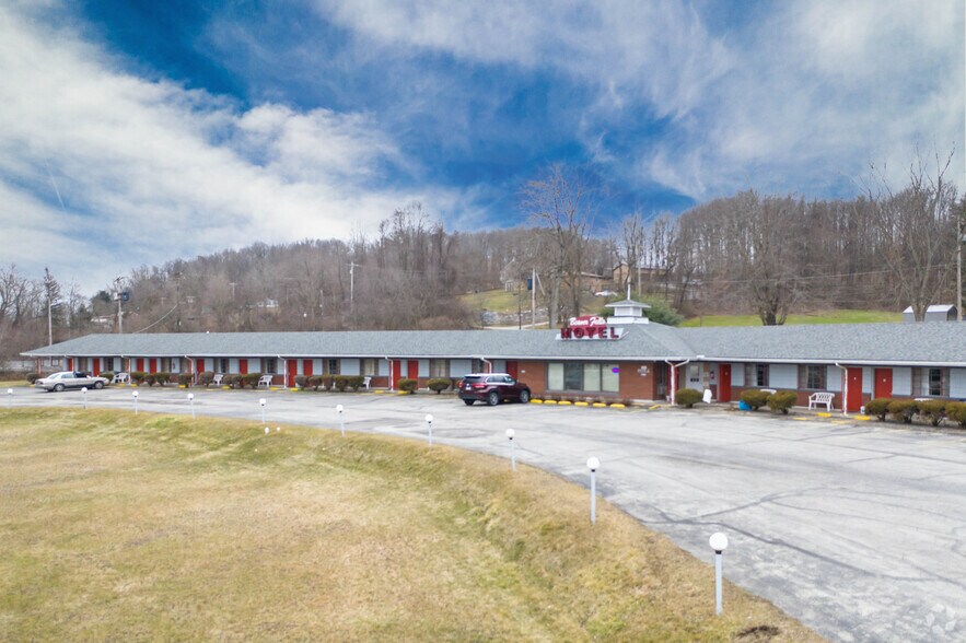 More Photos Of 7257 Big Beaver Blvd, Beaver Falls Hospitality For Sale