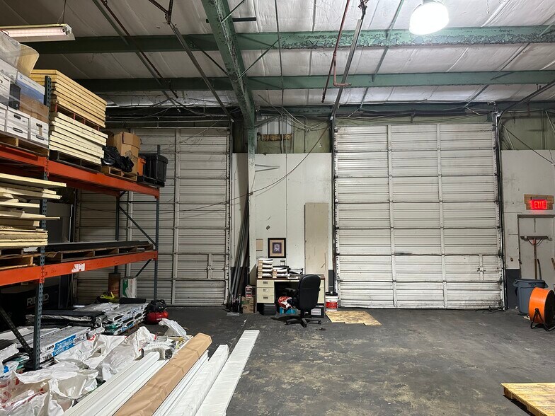 More Photos Of 12880 Automobile Blvd, Clearwater Manufacturing For Lease