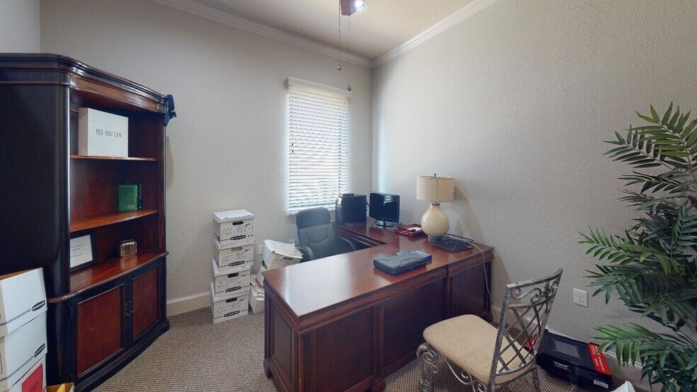 More Photos Of 5507 Louetta Rd, Spring Medical For Sale