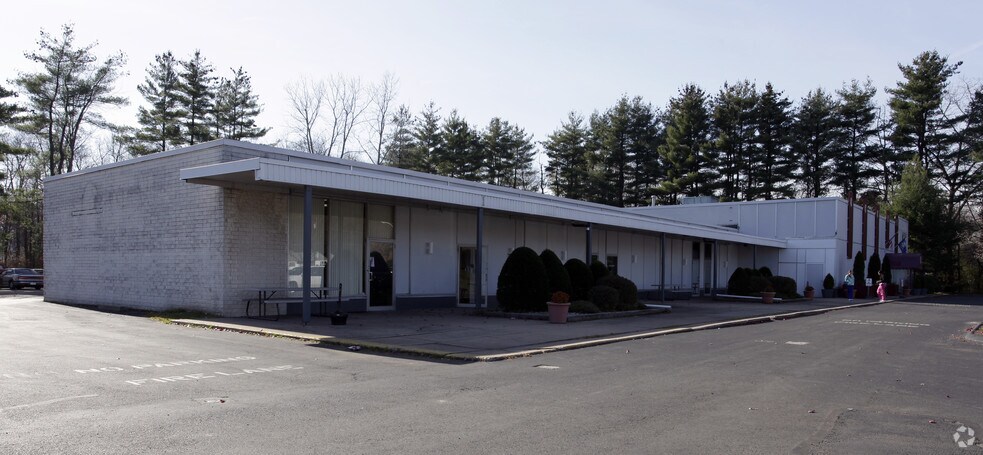 Primary Photo Of 132 Weymouth Rd, Enfield Medical For Sale