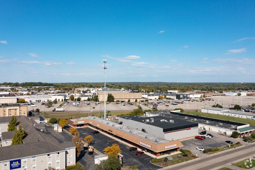 More Photos Of 8963-8975 Kingsridge Dr, Miamisburg Unknown For Lease
