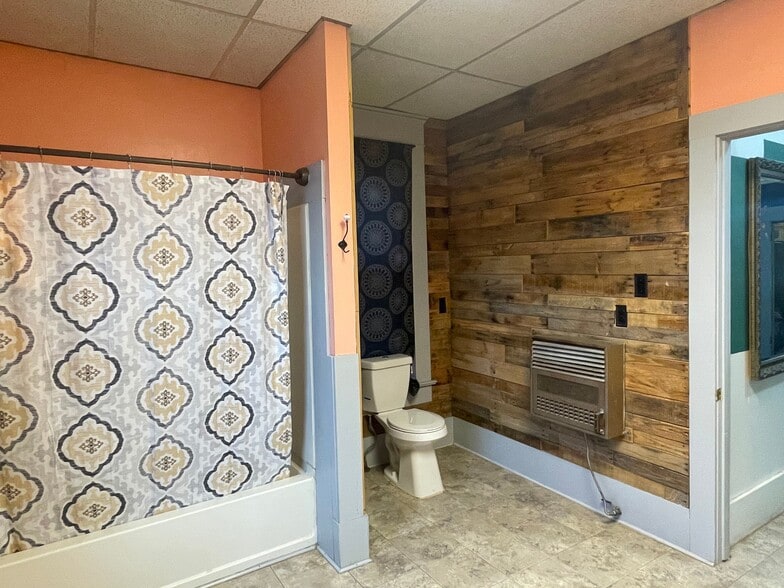 More Photos Of 215 W Main St, Lometa Specialty For Sale