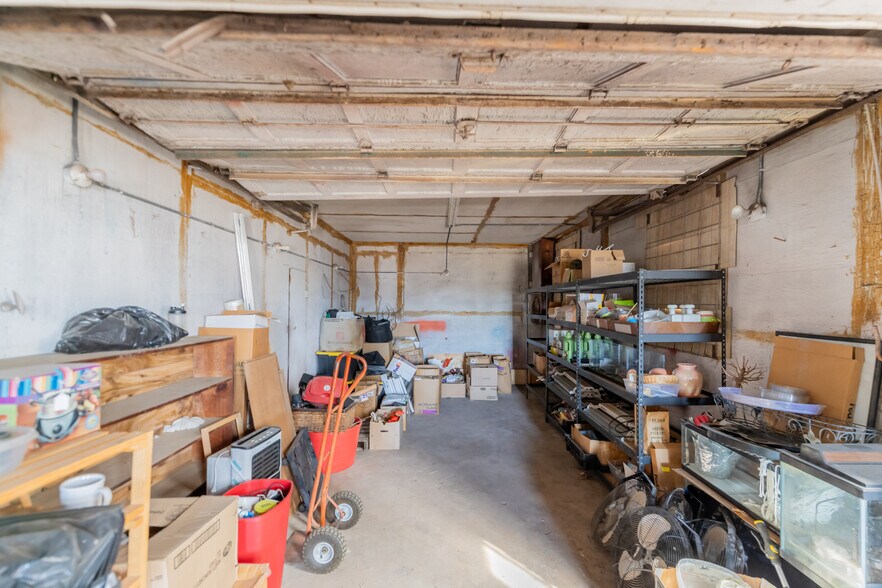 More Photos Of 221 N Cleveland Ave, Cushing Department Store For Sale