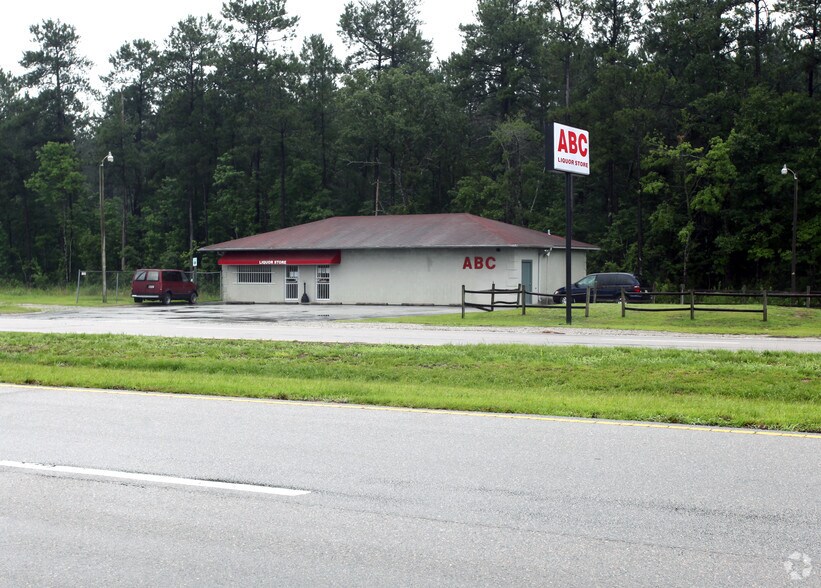 Primary Photo Of 5211 Andrew Jackson Hwy E, Leland Freestanding For Sale