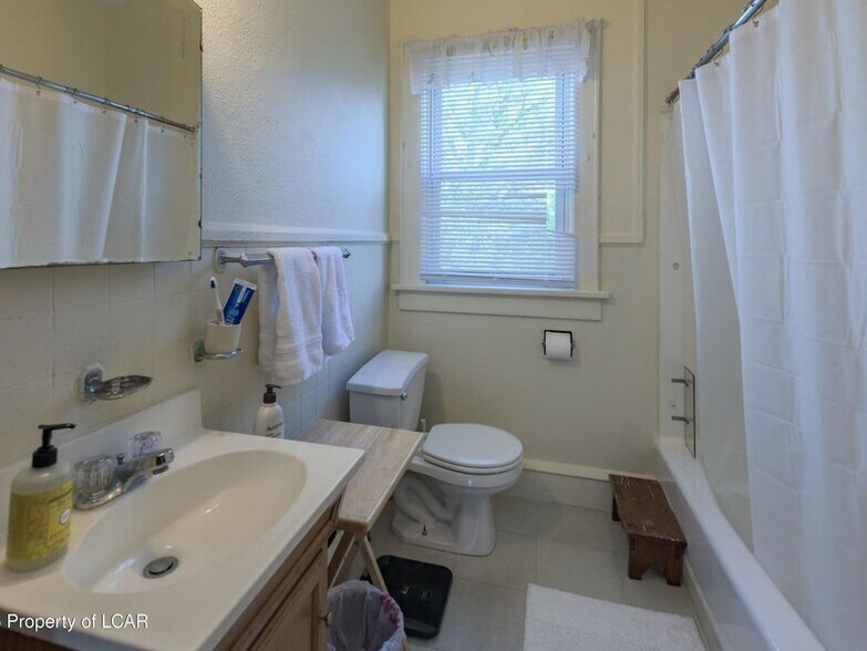More Photos Of 310 E Main St, Nanticoke Apartments For Sale