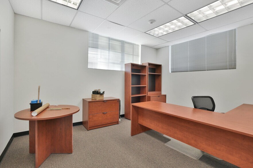 More Photos Of 16 Harrison Ave, Yonkers Warehouse For Lease