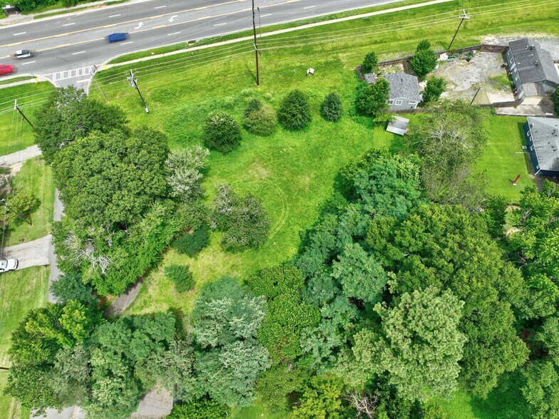 More Photos Of 1801-1803 Waldrep Cir, Marietta Land For Lease