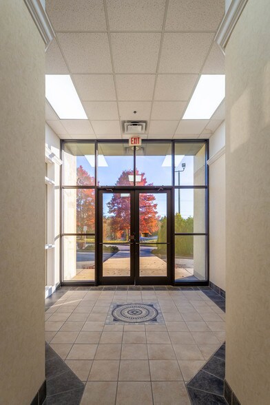 More Photos Of 1270 25th Street Pl SE, Hickory Medical For Lease