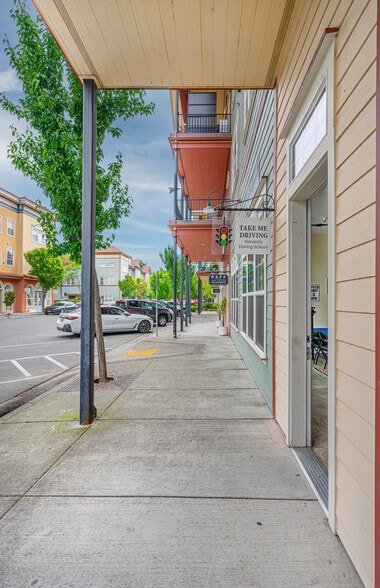 More Photos Of 148 Johnson St, Windsor General Retail For Sale