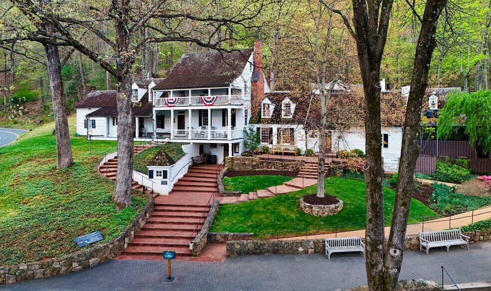 Primary Photo Of 683 Thomas Jefferson Pky, Charlottesville General Retail For Sale