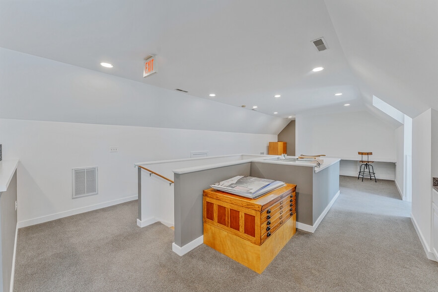 More Photos Of 728 S Washington St, Alexandria Office For Sale