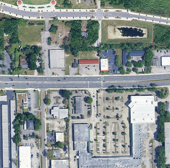 Primary Photo Of 1111 E Altamonte Dr, Altamonte Springs Land For Lease