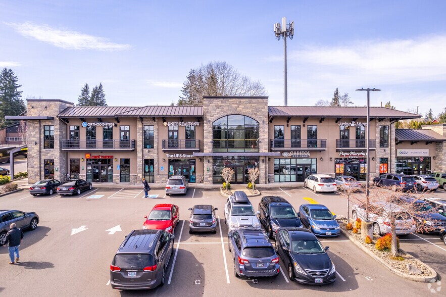 More Photos Of 2755 Commercial St SE, Salem Storefront Retail Office For Lease