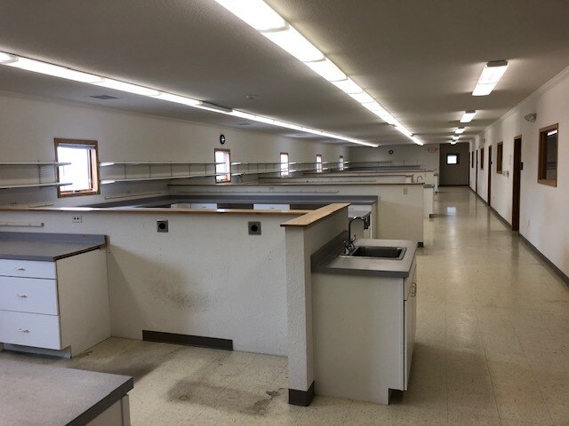 More Photos Of 373 280th St, Osceola Industrial For Lease
